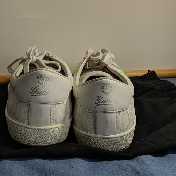 Gucci - Picture 3 of 3